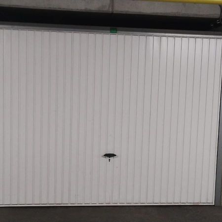 Appartement Met Zeezicht, Zwembad & Garage 奥斯滕德 外观 照片